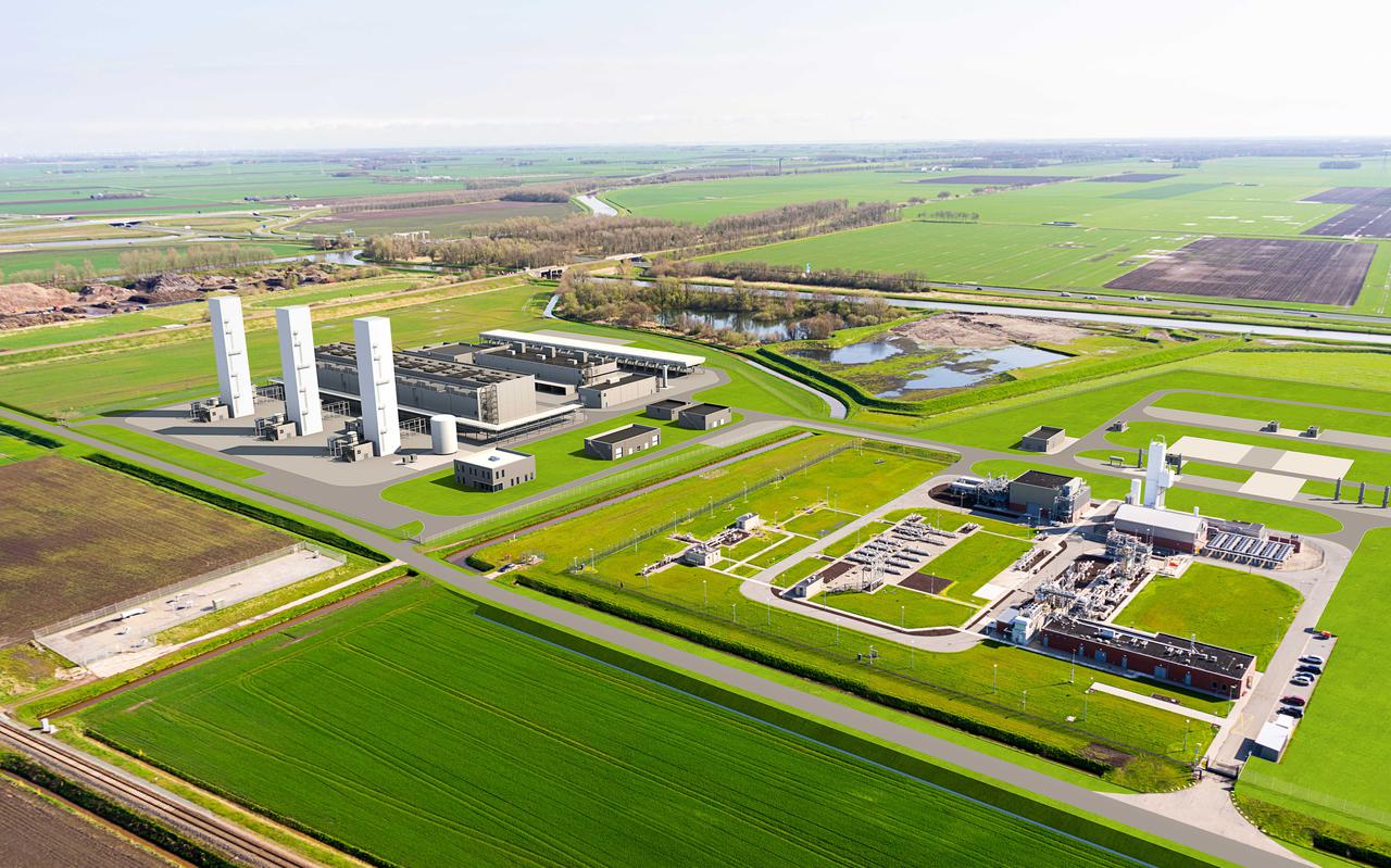 Luchtfoto van de stikstoffabriek in Zuidbroek.