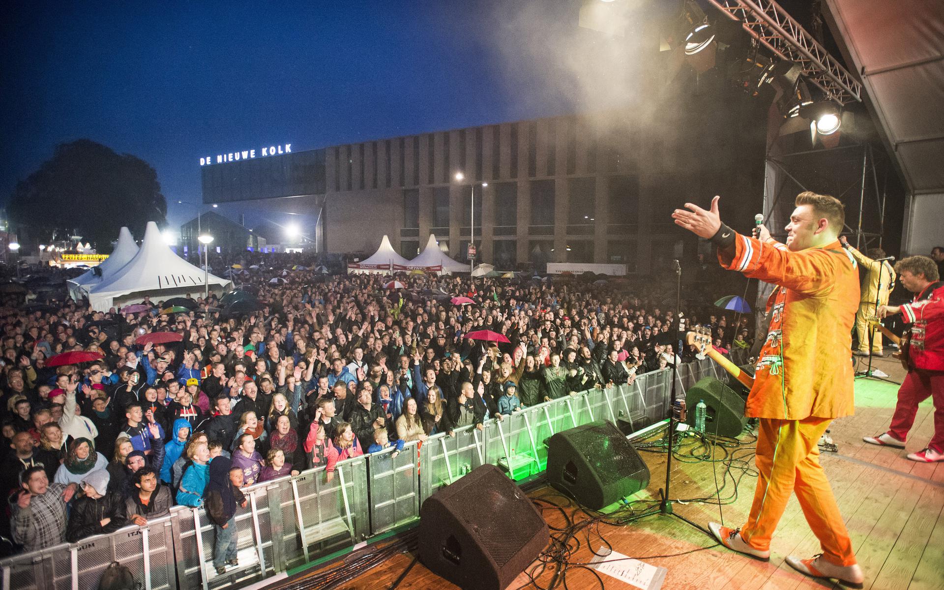 Mooi Wark, Donnie en FeestDJRuud headliners op TT Festival Assen: 'Heel  blij met wat we neer kunnen zetten onder deze omstandigheden' - Dagblad van  het Noorden