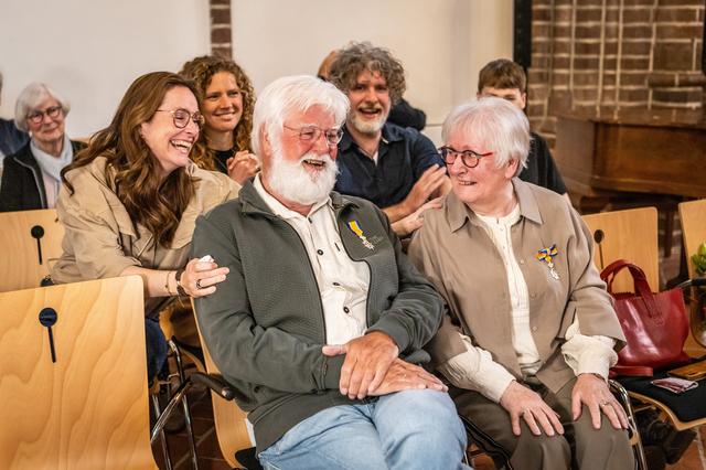 Allround vrijwilligers Roel (76) en Jenneke (76) uit Winschoten Lid in de Orde van Oranje Nassau
