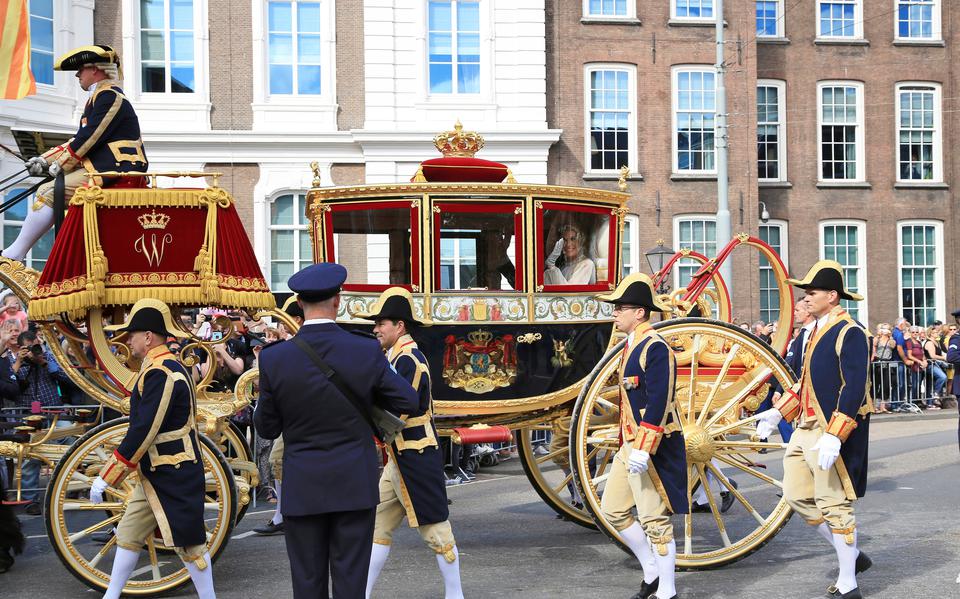 De Koninklijke familie maakt ook dit jaar gebruik van de Glazen Koets, de Gouden Koets blijft op stal. 