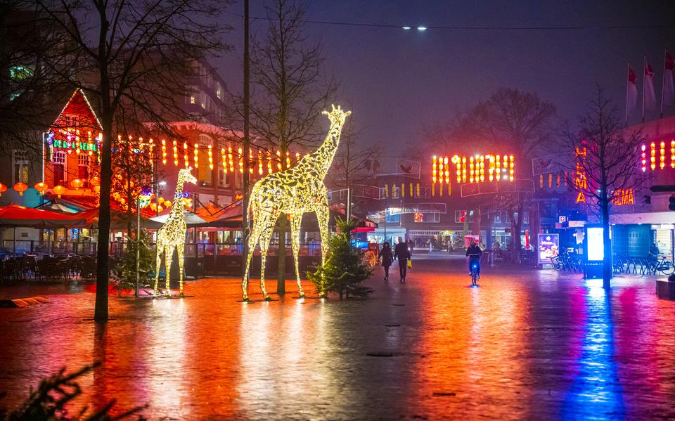 Licht in de donkere dagen in het centrum van Emmen.