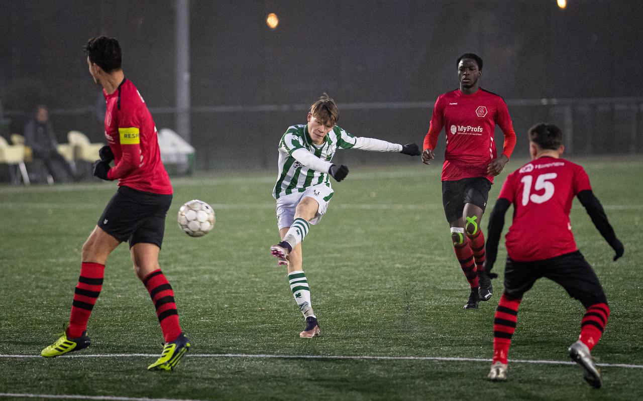 Jesse Bosgraaf tekent voor de 2-1 voor Velocitas. Jesse Bosgraaf tekent voor de 2-1 voor Velocitas.