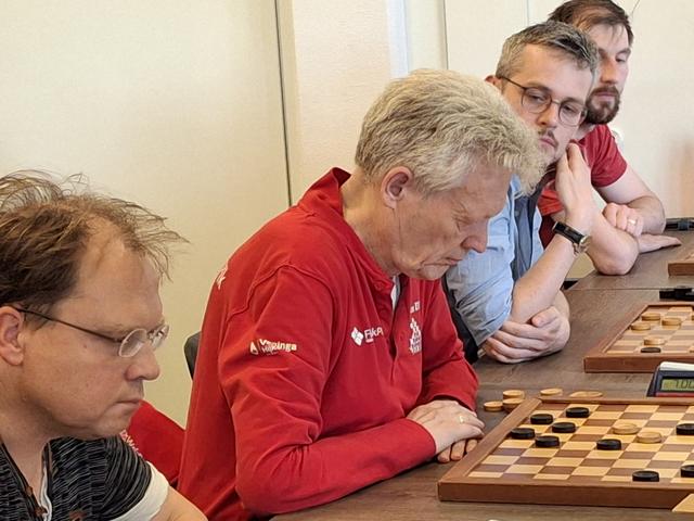 Dammers Hijken DTC schuiven door het oog van de naald naar vijfde nationale bekerwinst op rij