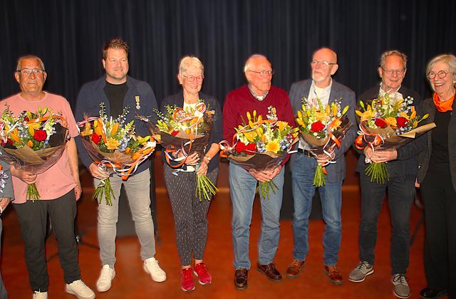 Zes Pekelders Koninklijk onderscheiden. ‘In die tien jaar dat ik burgemeester ben, hebben we nog noo