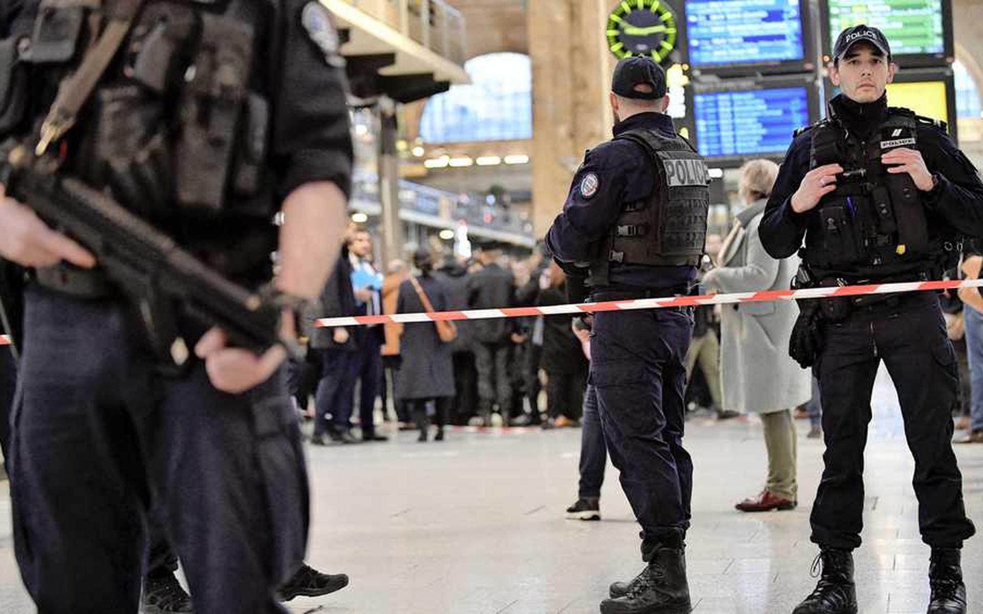 Het treinverkeer van en naar het treinstation Gare du Nord in Parijs was woesdagochtend enige tijd ontregeld.