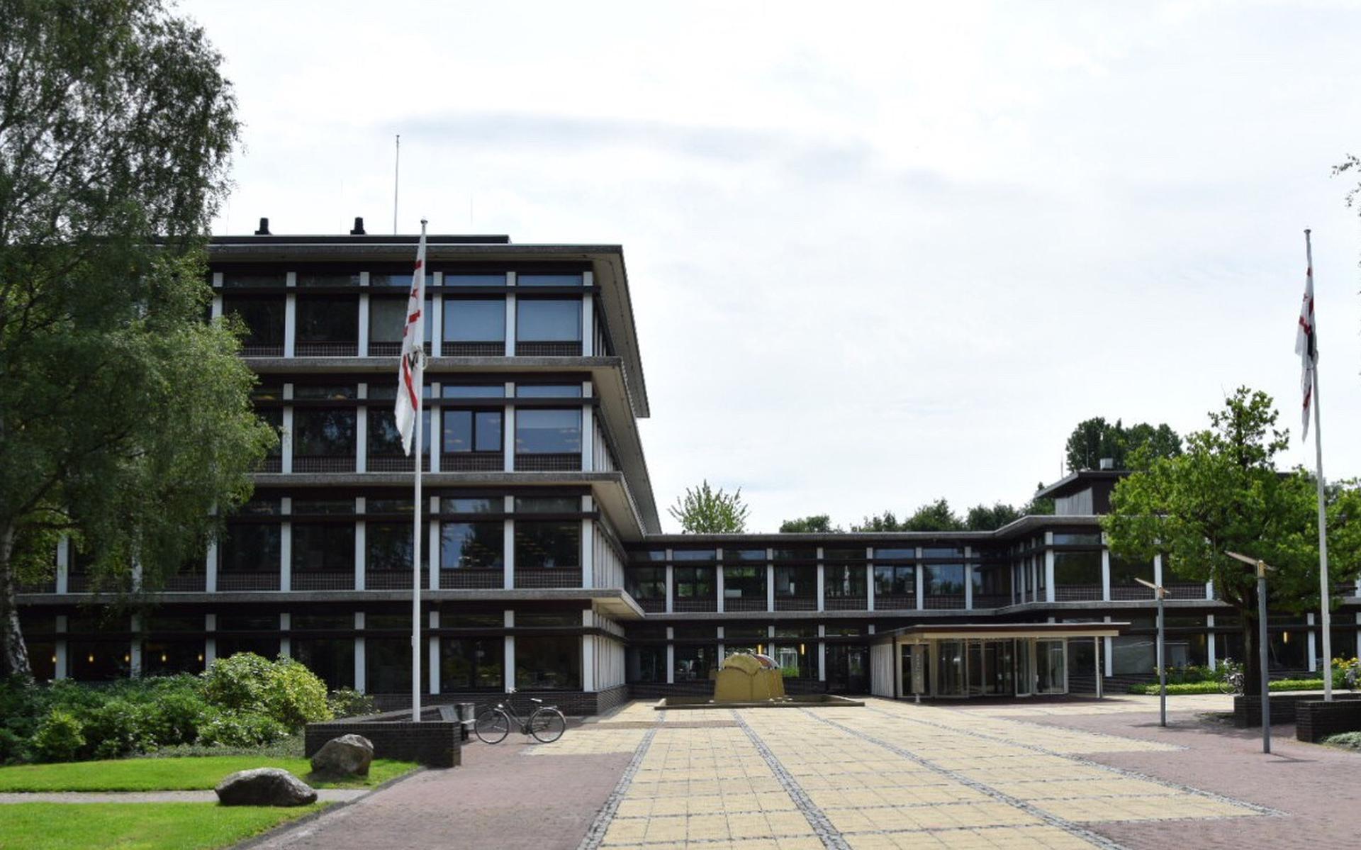 Op het provinciehuis in Assen neemt de werkdruk toe doordat vacatures lastig te vervullen zijn.