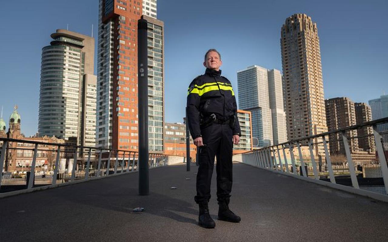 Fred Westerbeke, politiechef van de eenheid Rotterdam. Fred Westerbeke, politiechef van de eenheid Rotterdam.