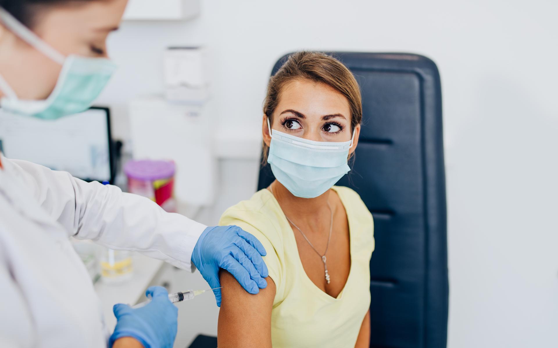 Vaccinatielocatie Hoogeveen extra open voor mensen met prikangst en op vrijdagavond - Dagblad van he