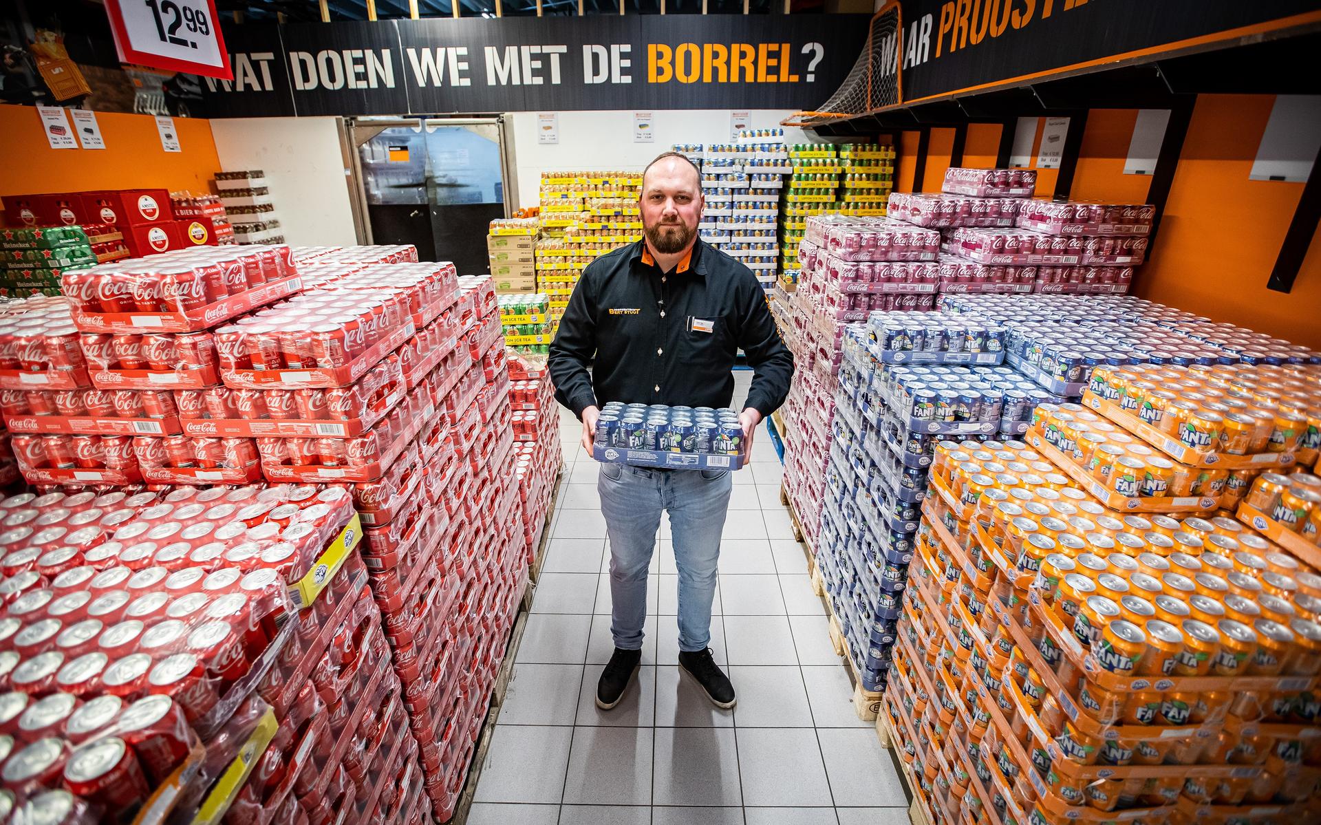 Daar is het bier goedkoper, hier de koffie. Dit zijn de prijzen in de