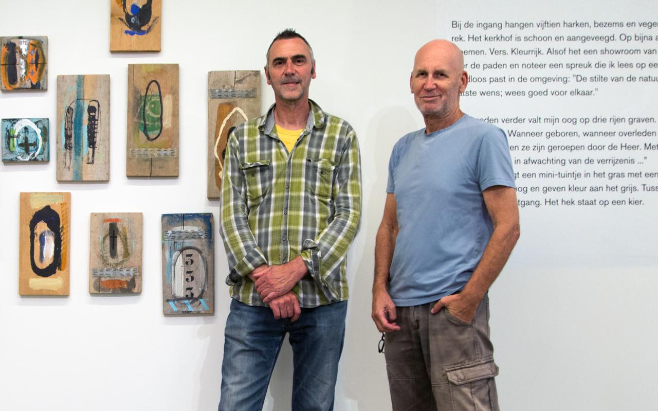 De makers van de tentoonstelling Grensgebied: Cor Sonke (links) en Peter Veen. De makers van de tentoonstelling Grensgebied: Cor Sonke (links) en Peter Veen.