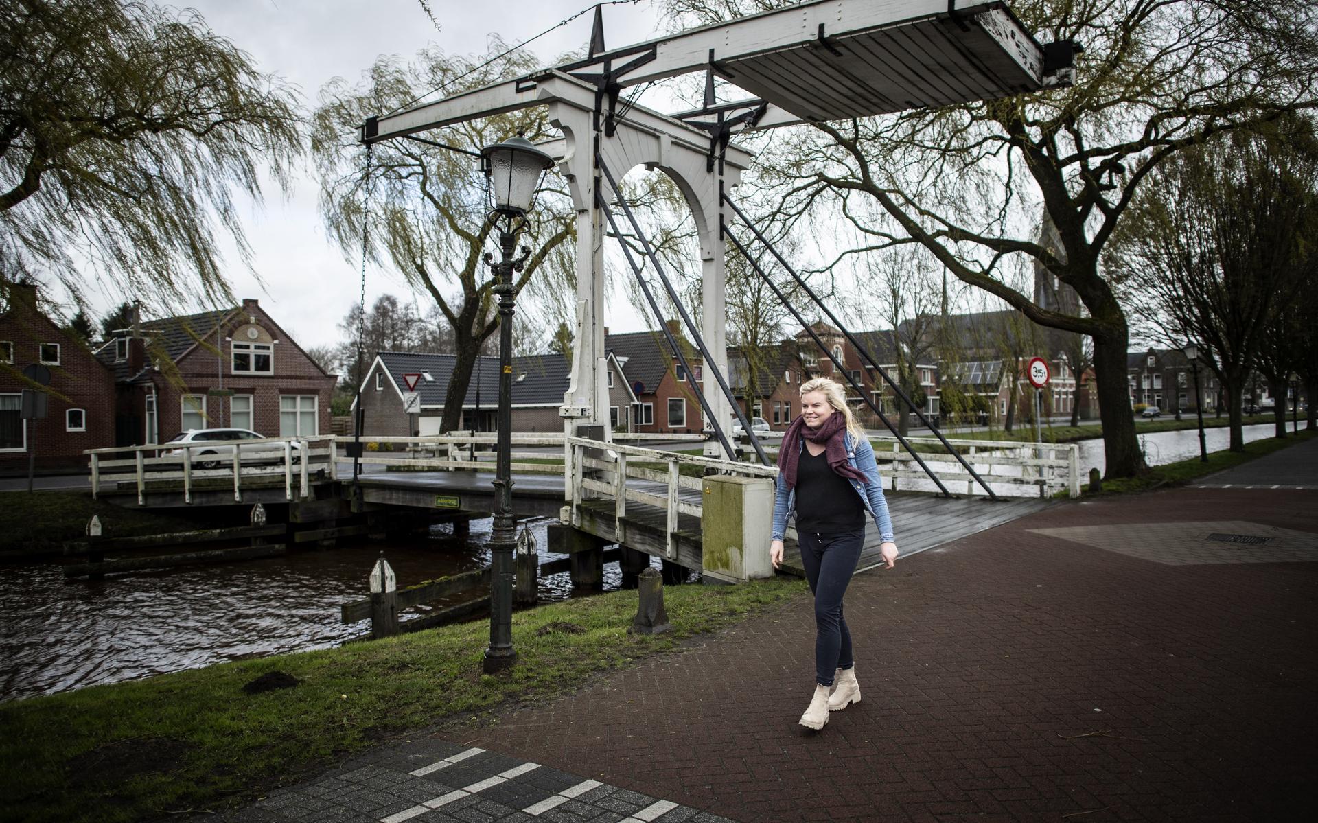 Schoolmaatschappelijk werker Michelle van der Velde wordt dagelijks met de armoede in Pekela geconfronteerd.