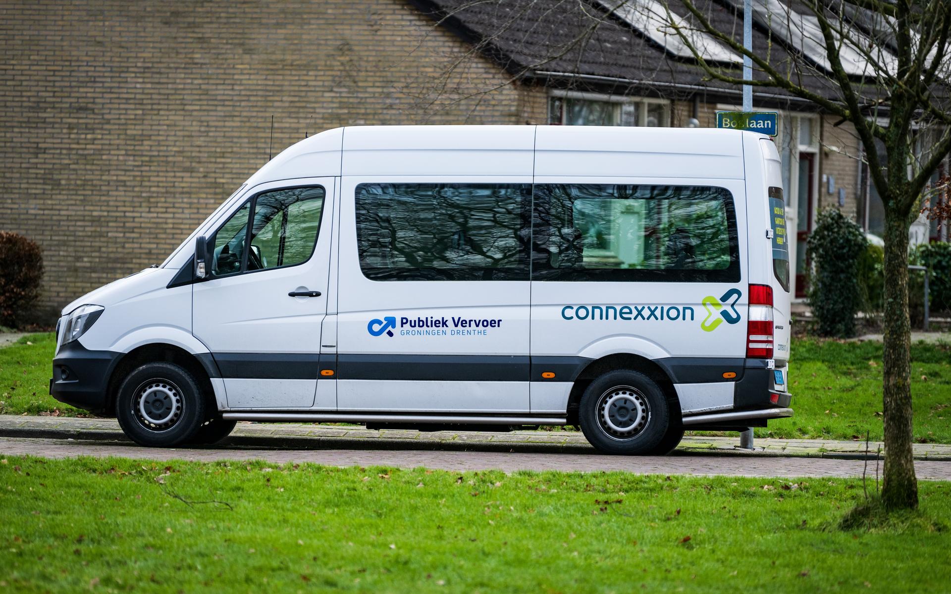 Een taxibus van Connexxion.