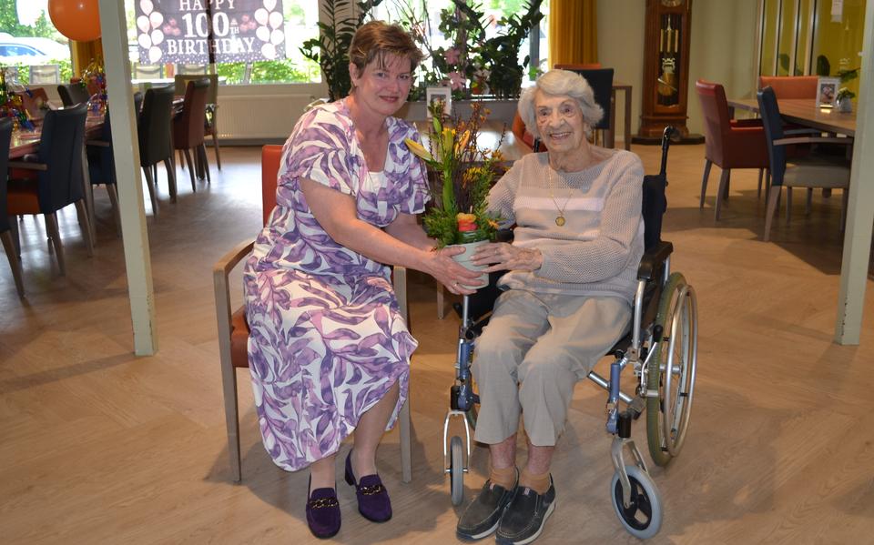 Agnes van Bennekom-Steinpatz is 100 jaar geworden. 