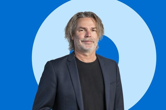 We hadden de jas al aan, maar moesten weer gaan zitten voor ‘Jantje van IJsselstein’, een liedje ove