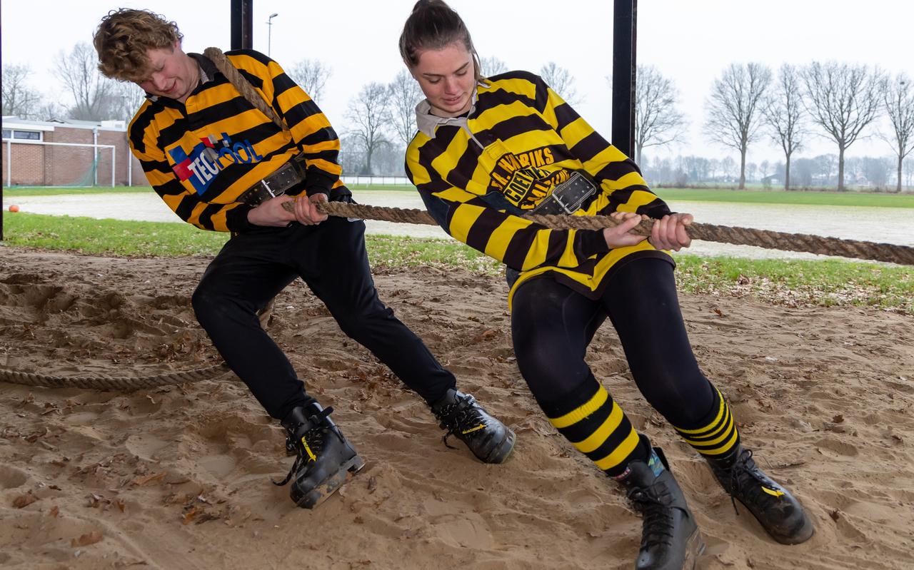 Volhouden, weten Thomas Vroege en Chantal Gerth, hoe heftig het lichaam ook protesteert. Volhouden, weten Thomas Vroege en Chantal Gerth, hoe heftig het lichaam ook protesteert.