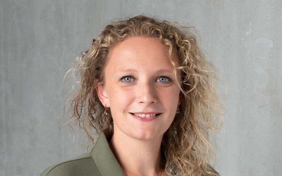 Bestsellerauteur Linda van Rijn schrijft boek over Texel. 'Alles wat je