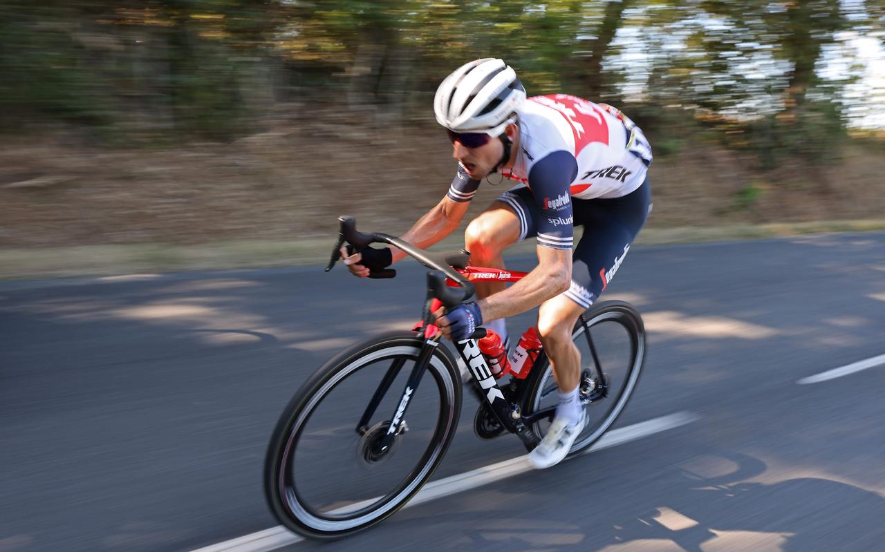 Bauke Mollema in actie tijdens de 7de etappe van de Tour de France. Bauke Mollema in actie tijdens de 7de etappe van de Tour de France.