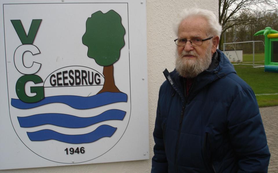 Reinder Schonewille (82) zet na ruim zestig jaar een punt achter zijn levenswerk ‘Geesbrug’.