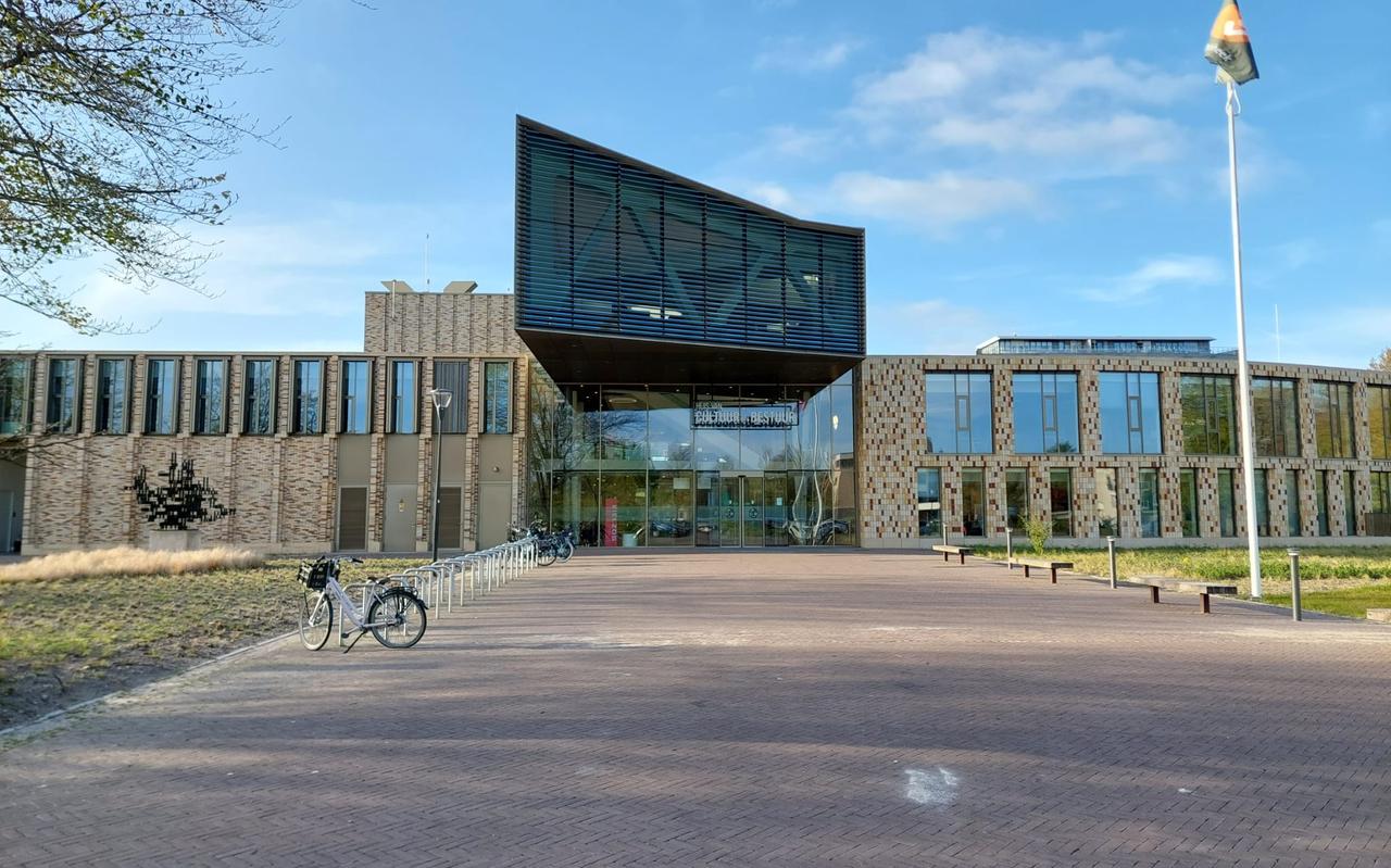 Huis van Cultuur en Bestuur in Hoogezand. Huis van Cultuur en Bestuur in Hoogezand.