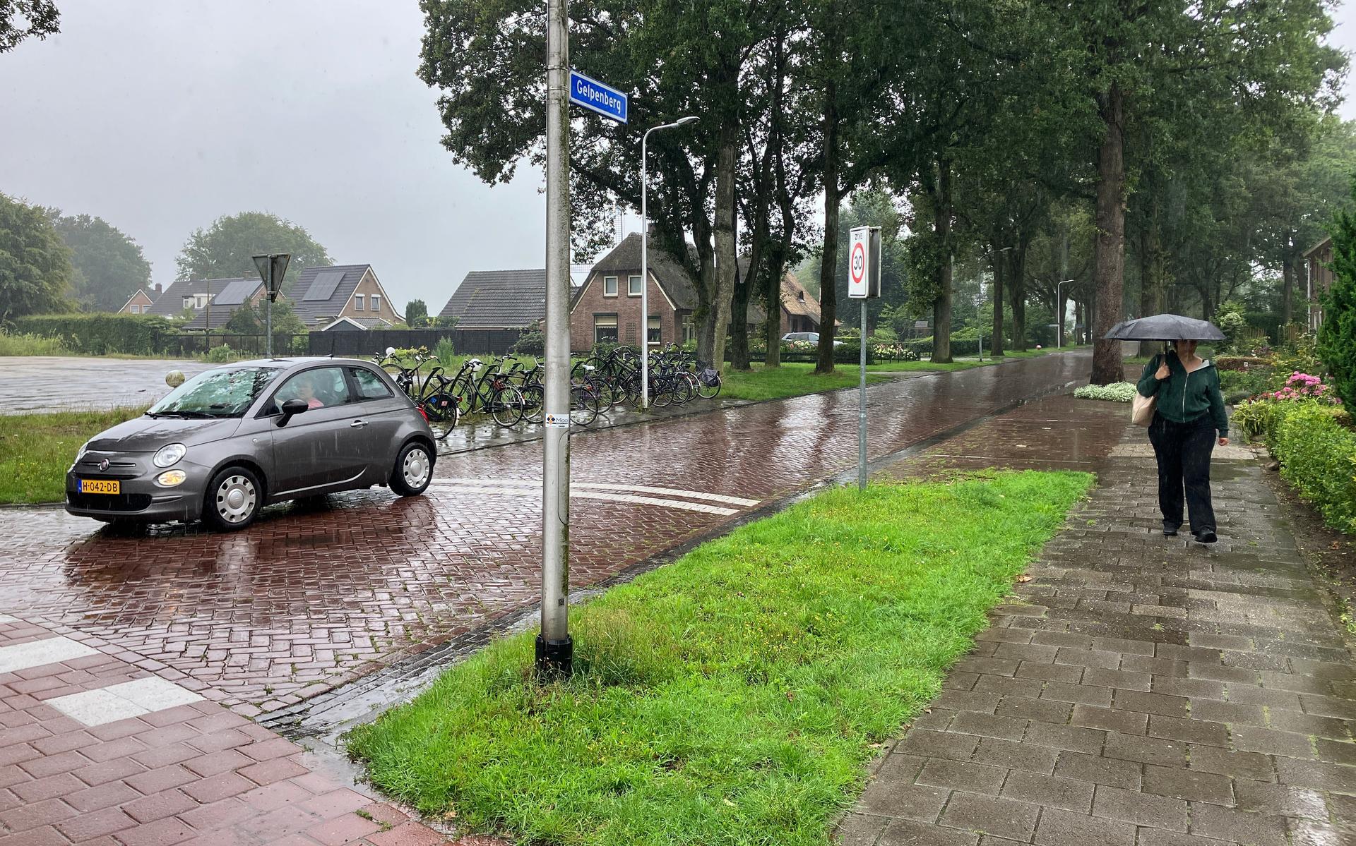 Verzet tegen afstaan grond: fietspad langs Gelpenberg in Aalden laat op