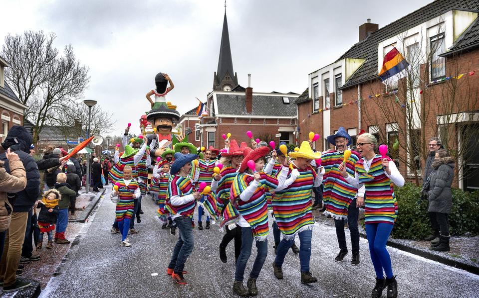 Kloosterburen moet het ook dit jaar zonder carnavalsptocht doen maar krijgt er wel iets voor terug