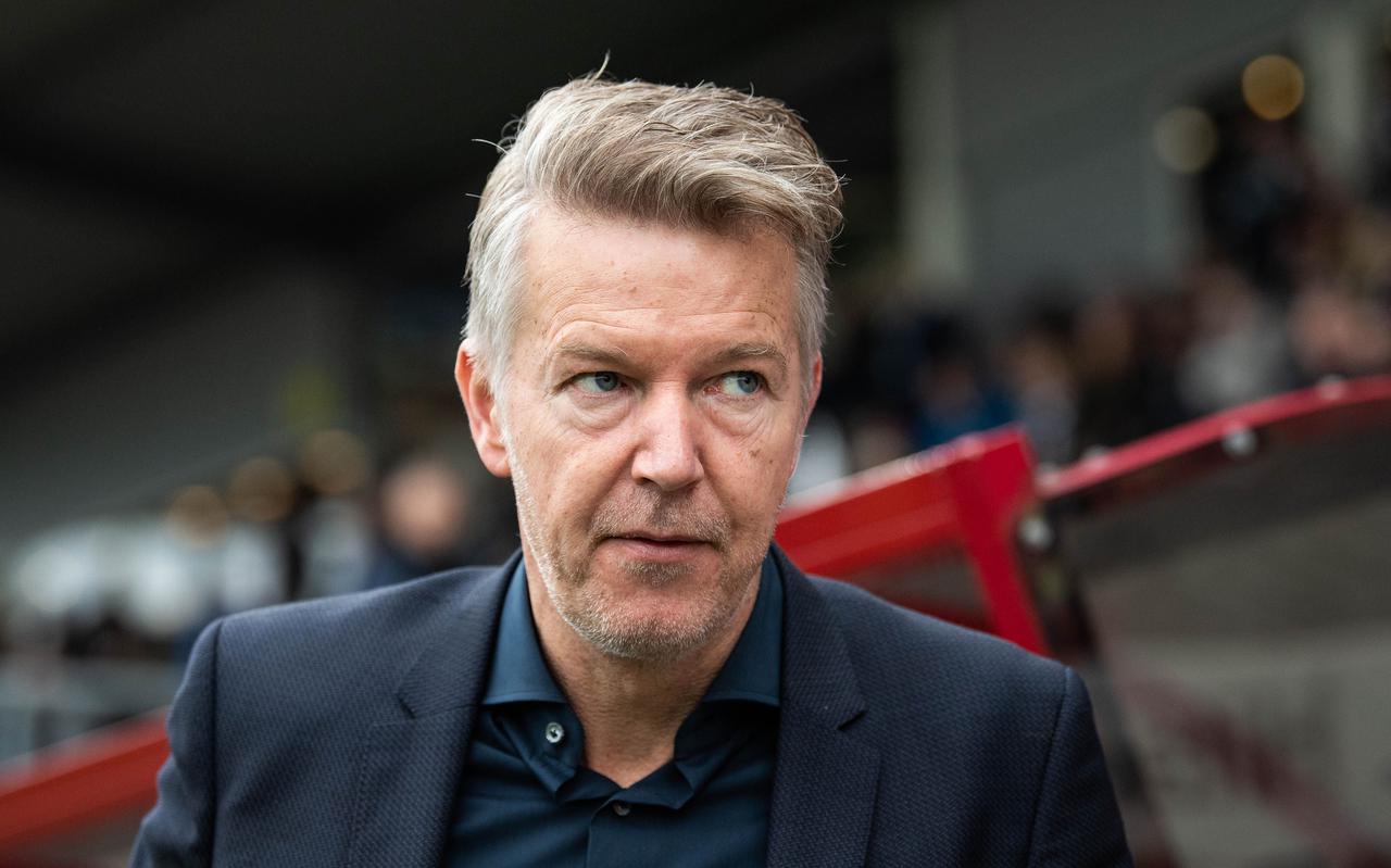 FC Emmen-voorzitter Ronald Lubbers is zeer in zijn nopjes met de contractverlenging van trainer Dick Lukkien