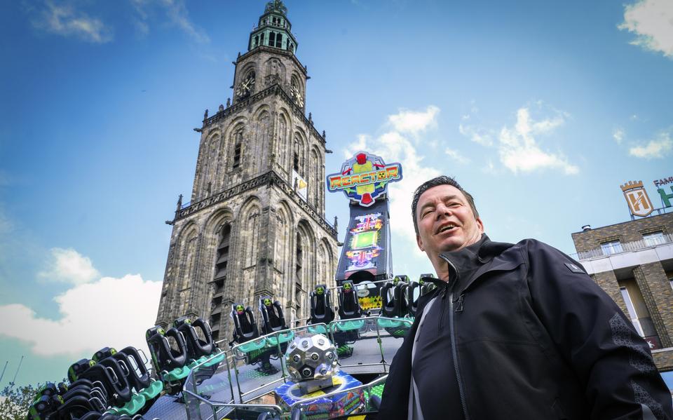 Tommy Boesveld staat met een nieuwe attractie op de Meikermis. 