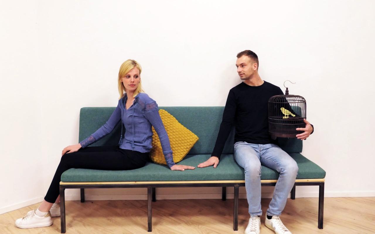 Loods13 zoekt deelnemers voor nieuw theaterproject in de strijd tegen eenzaamheid. Het project start op 13 maart. In 3 maanden gaan 20 deelnemers onder begeleiding van 5 theatermakers en technici aan de slag met het bouwen van een eigen theater en het maken van een voorstelling. Loods13 zoekt deelnemers voor nieuw theaterproject in de strijd tegen eenzaamheid. Het project start op 13 maart. In 3 maanden gaan 20 deelnemers onder begeleiding van 5 theatermakers en technici aan de slag met het bouwen van een eigen theater en het maken van een voorstelling.