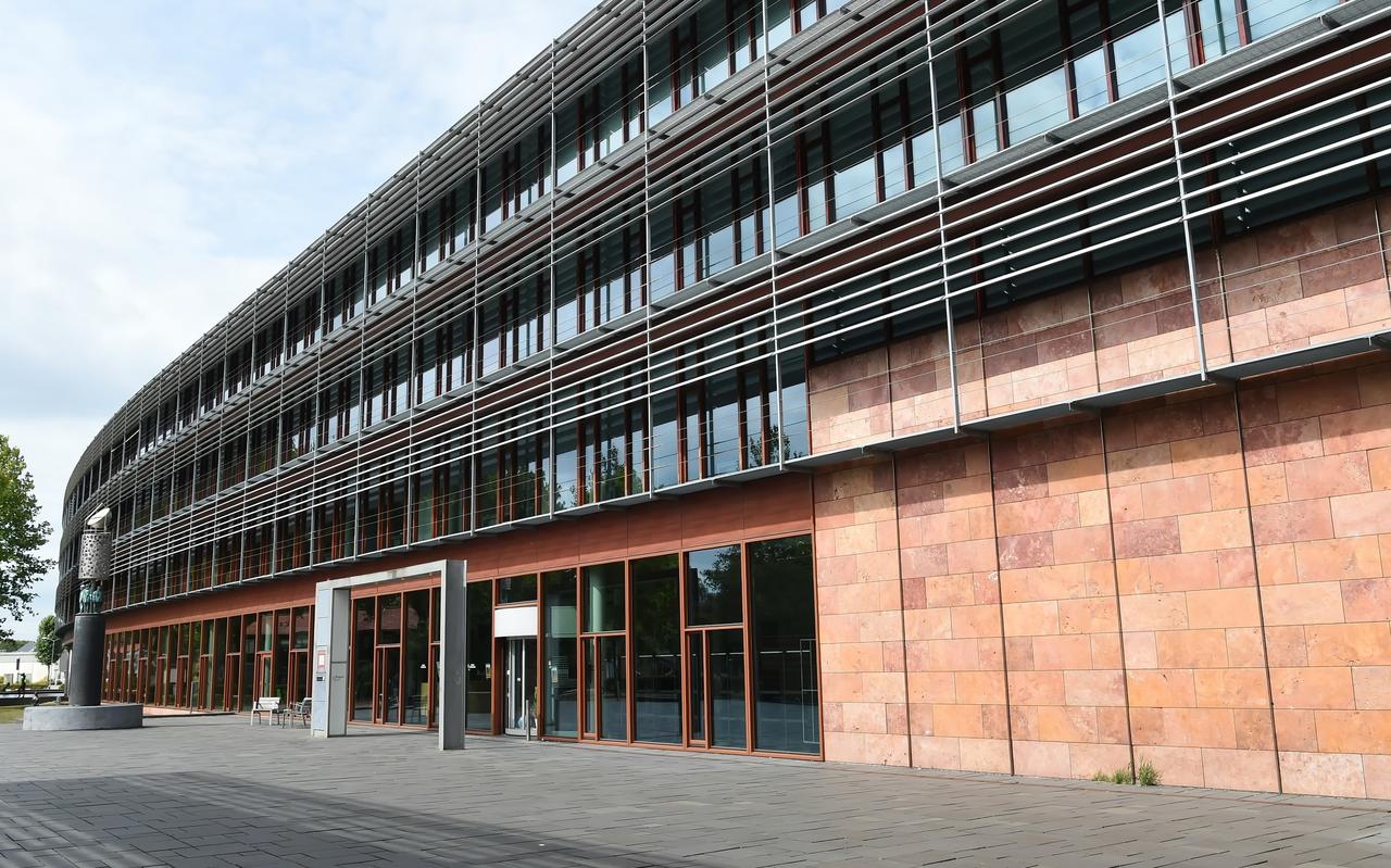 Het stadhuis in Meppel. Het stadhuis in Meppel.