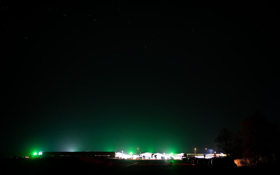 Is het Lauwersmeergebied nog wel Dark Sky Park? De opvang voor vluchtelingen bij de Marnewaard is 's avonds en 's nachts erg licht. 