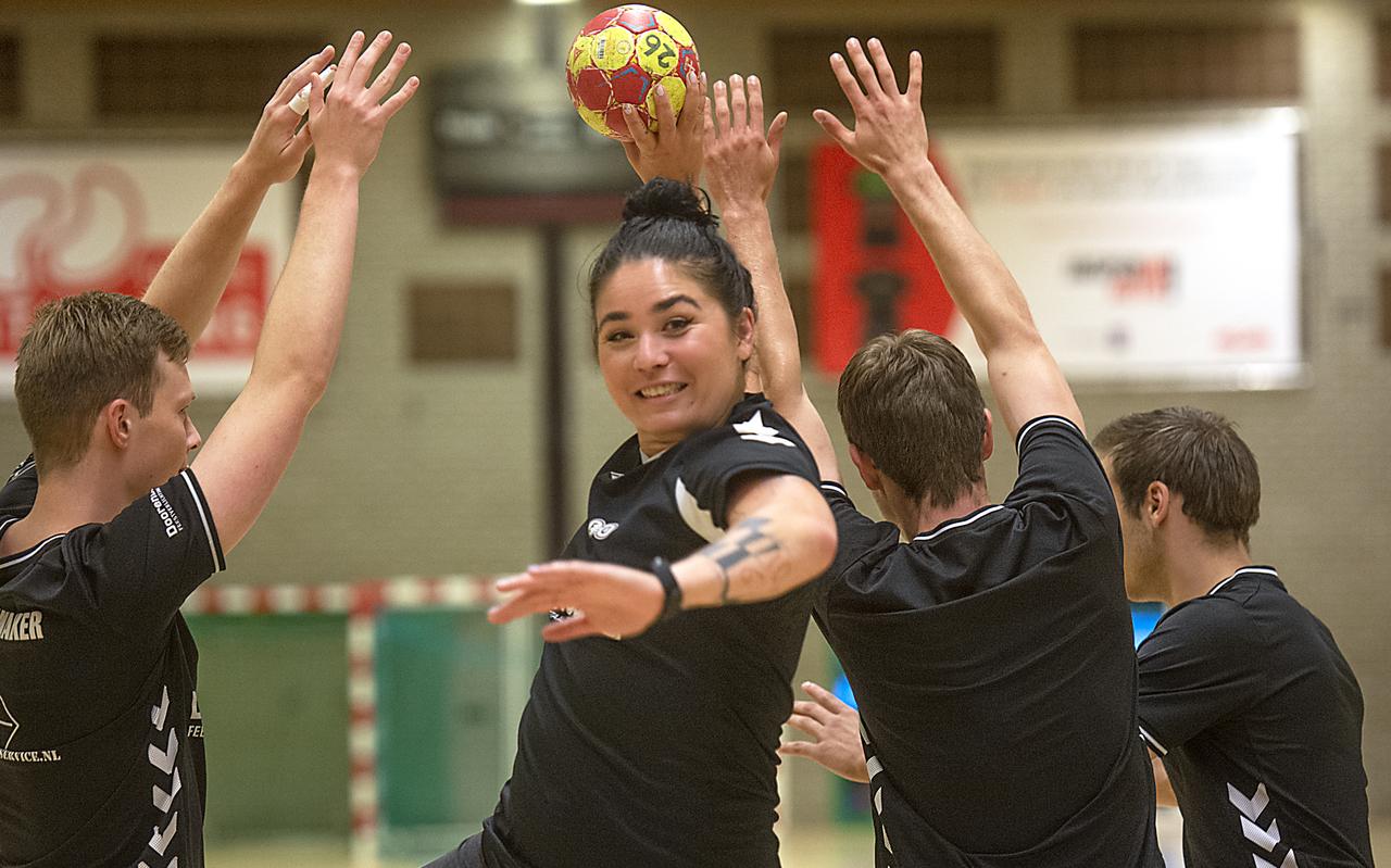 Annelies Smeets: ,,Onze spelers zagen tegen Hurry-Up dat ze helemaal geen kanonnenvoer waren, zoals ze eerder vreesden.'' Annelies Smeets: ,,Onze spelers zagen tegen Hurry-Up dat ze helemaal geen kanonnenvoer waren, zoals ze eerder vreesden.''