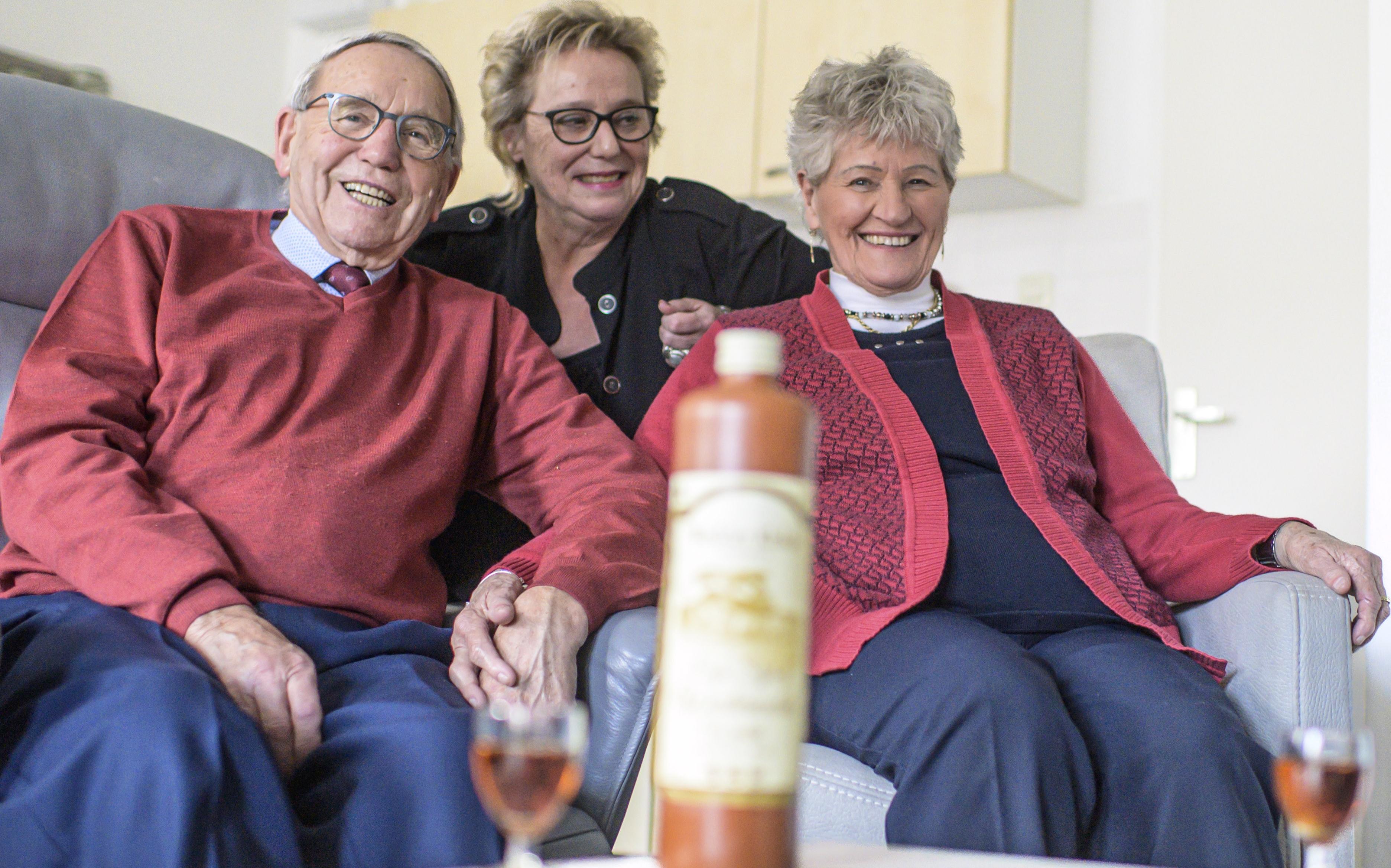 Zeventig jaar geleden maakte zij het uit maar nu hebben Tienie (89) en