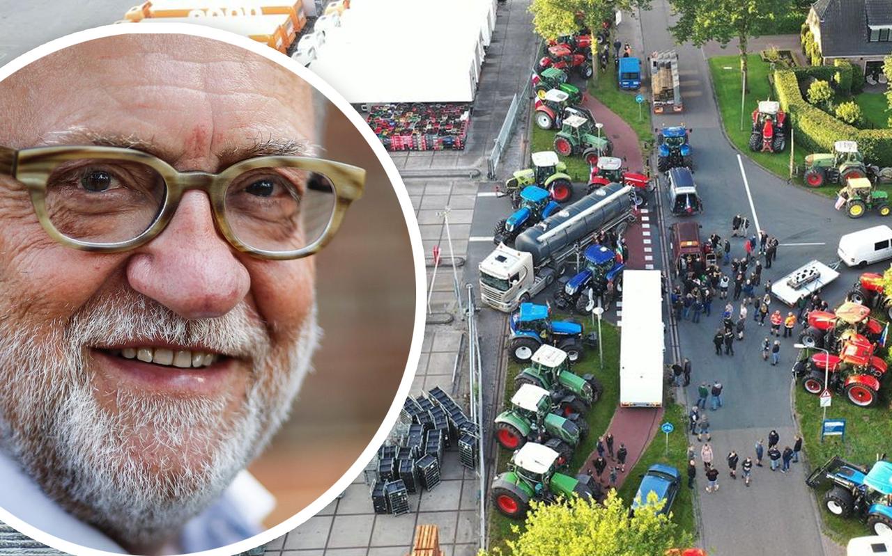 Paul Moers: 'Als de boeren dit een aantal dagen doorzetten, dan komt Nederland voor een groot deel zonder voeding te zitten.' Paul Moers: 'Als de boeren dit een aantal dagen doorzetten, dan komt Nederland voor een groot deel zonder voeding te zitten.'