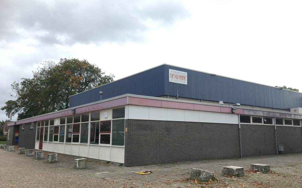 Sporthal De Klabbe aan De Creel. Dit pand verdwijnt.