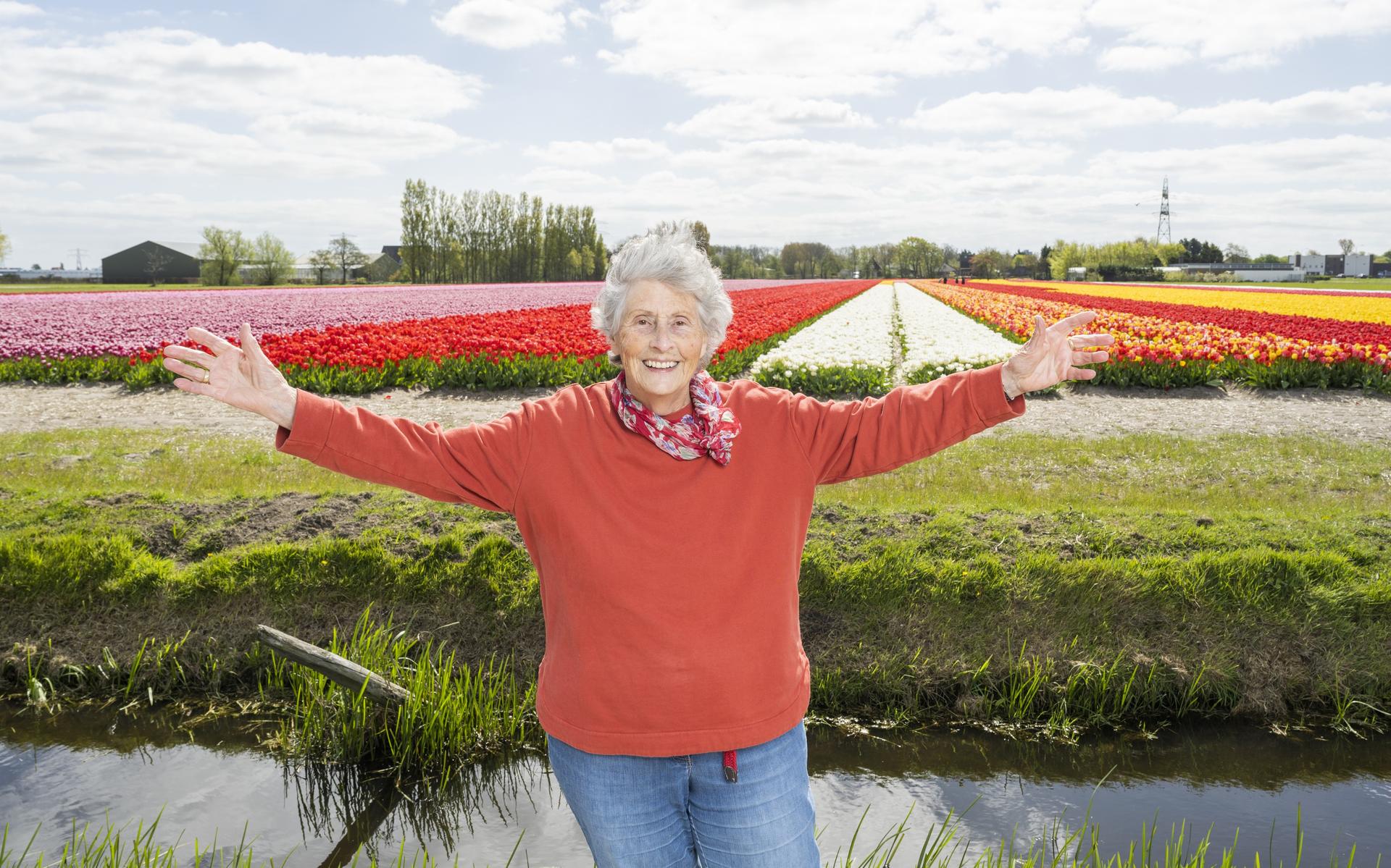 Anneke Stellingsma woont al jaoren in Zuud-Holland, maor blef een Drèentse in hart en nieren.