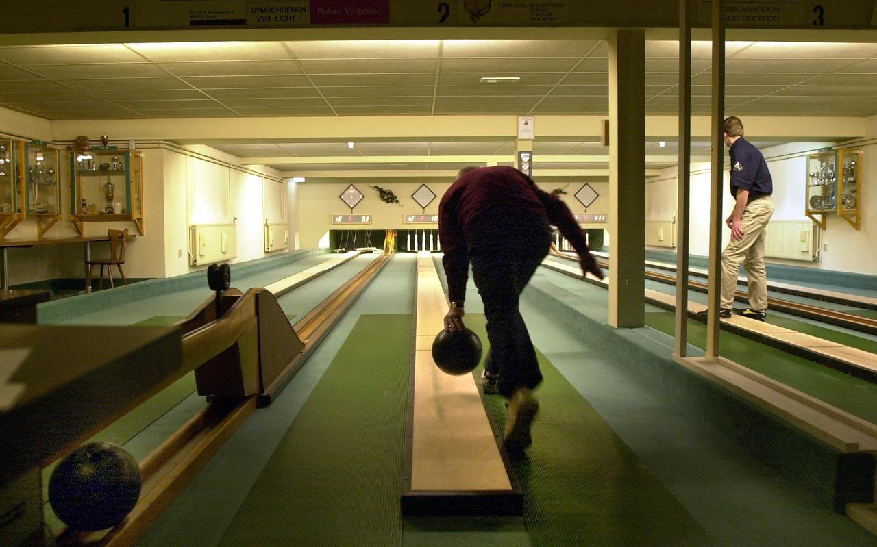 De kegelsport wordt in een modern jasje gestoken. De kegelsport wordt in een modern jasje gestoken.