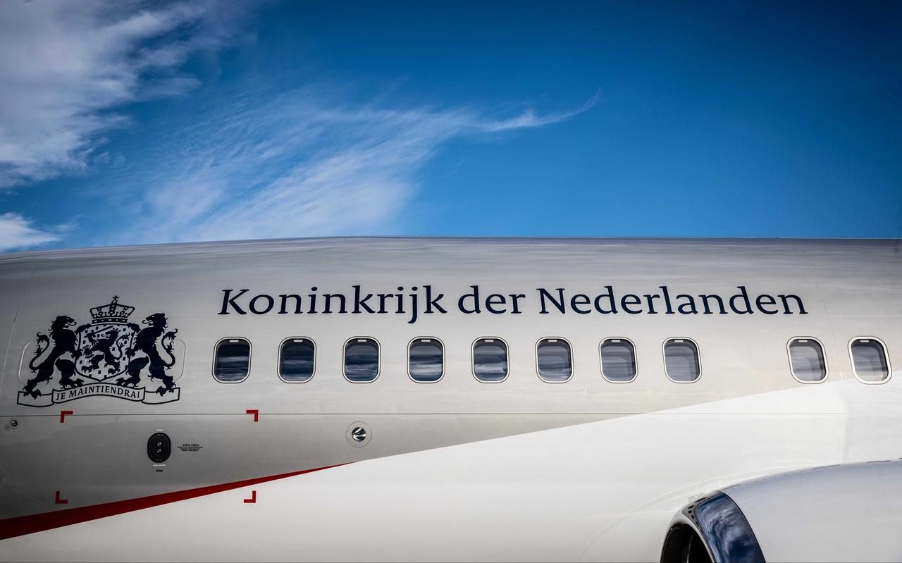Het regeringsvliegtuig waarmee het koninklijk gezin naar Griekenland vloog en binnen een dag terugkeerde. 