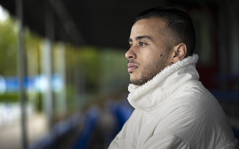 Yassine Abouzraa ontvluchtte Oekraiïne en voetbalt nu bij ACV in Assen.