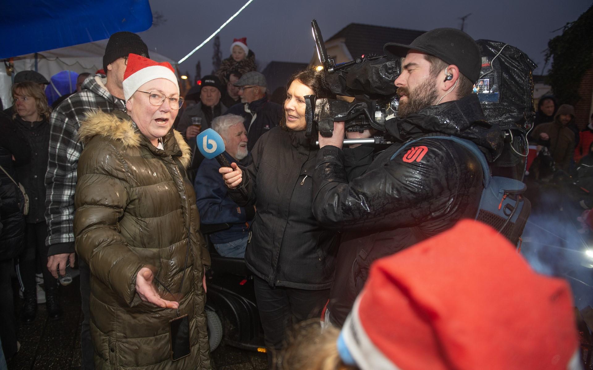 Dit Drentse dorp is door SBS uitgeroepen tot mooiste kerstdorp. 'De motorclub heeft ook goeie kanten