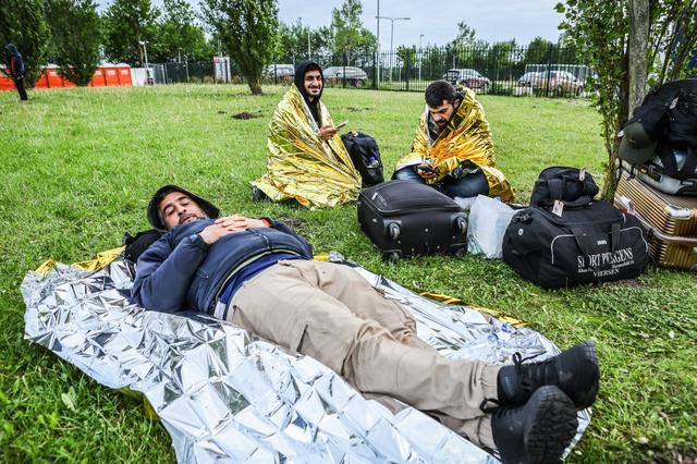 LIVE | Gieten biedt noodopvang voor vluchtelingen zonder plek in Ter Apel, Amsterdam vangt extra men