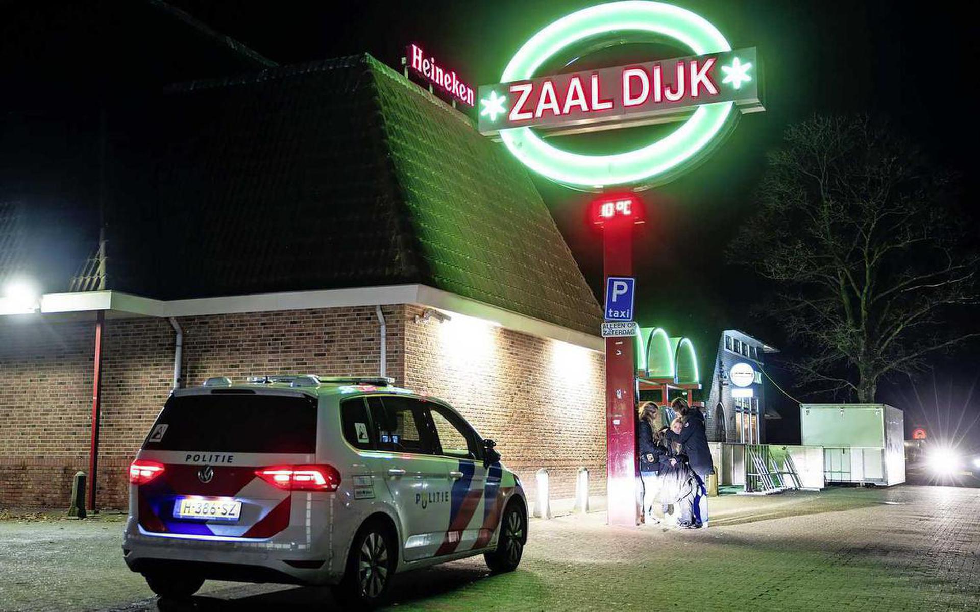 Steekpartij Met Zwaargewonden Bij Discotheek Zaal Dijk In Lemele, Drie ...