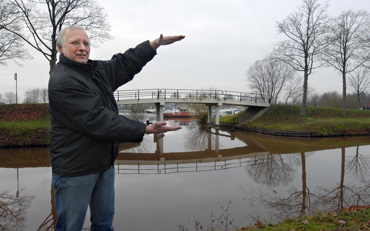 Henk Dun heeft vlak voor zijn afscheid nog een klacht ingediend bij de CdK over burgemeester Velema. Henk Dun heeft vlak voor zijn afscheid nog een klacht ingediend bij de CdK over burgemeester Velema.