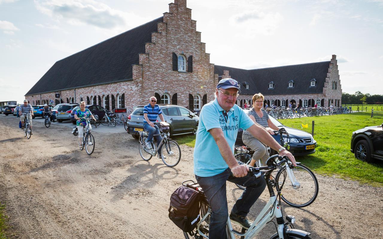 Aan de fietsdriedaagse in Vlagtwedde nemen jaarlijks honderden mensen deel