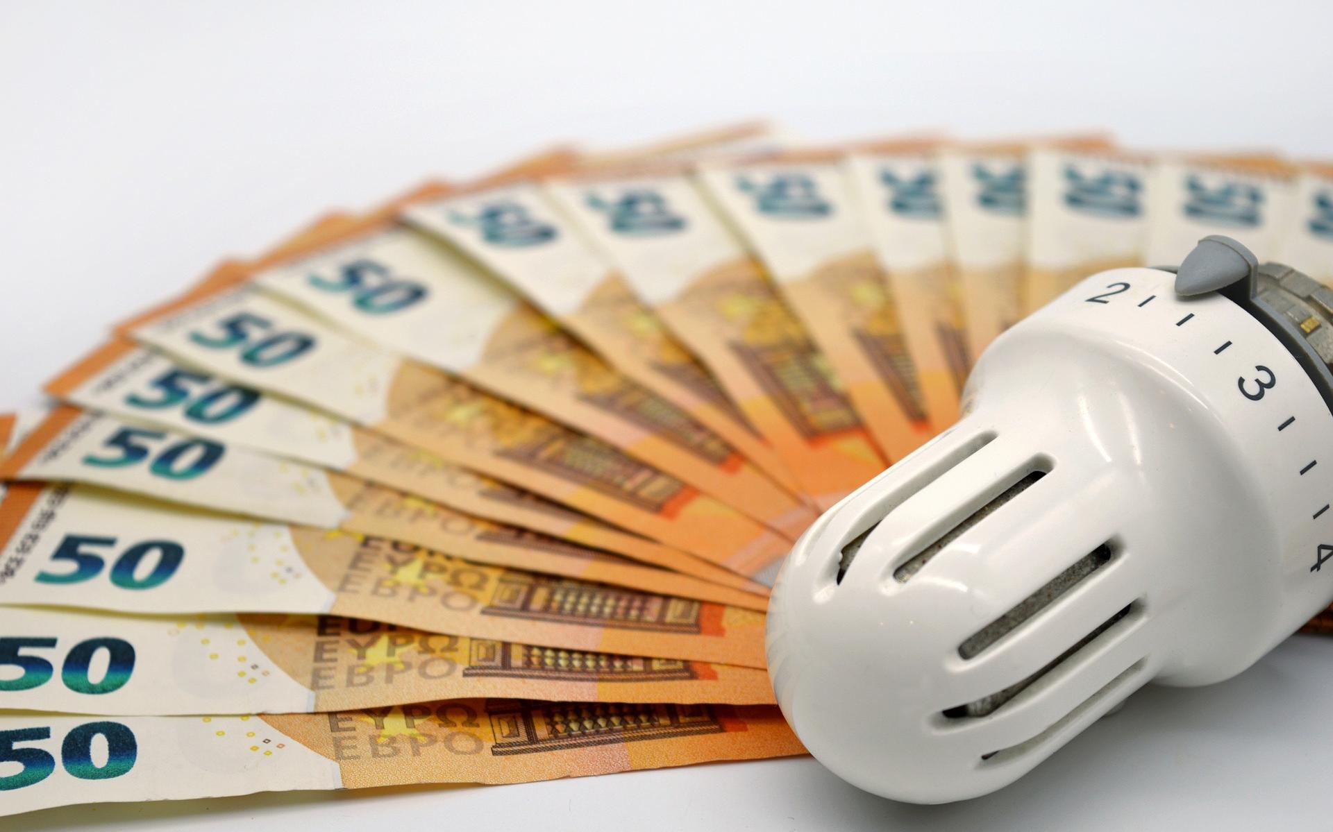 Wie door de energiecrisis in financiële nood zit kan een beroep doen op Tijdelijk Noodfonds Energiecrisis.