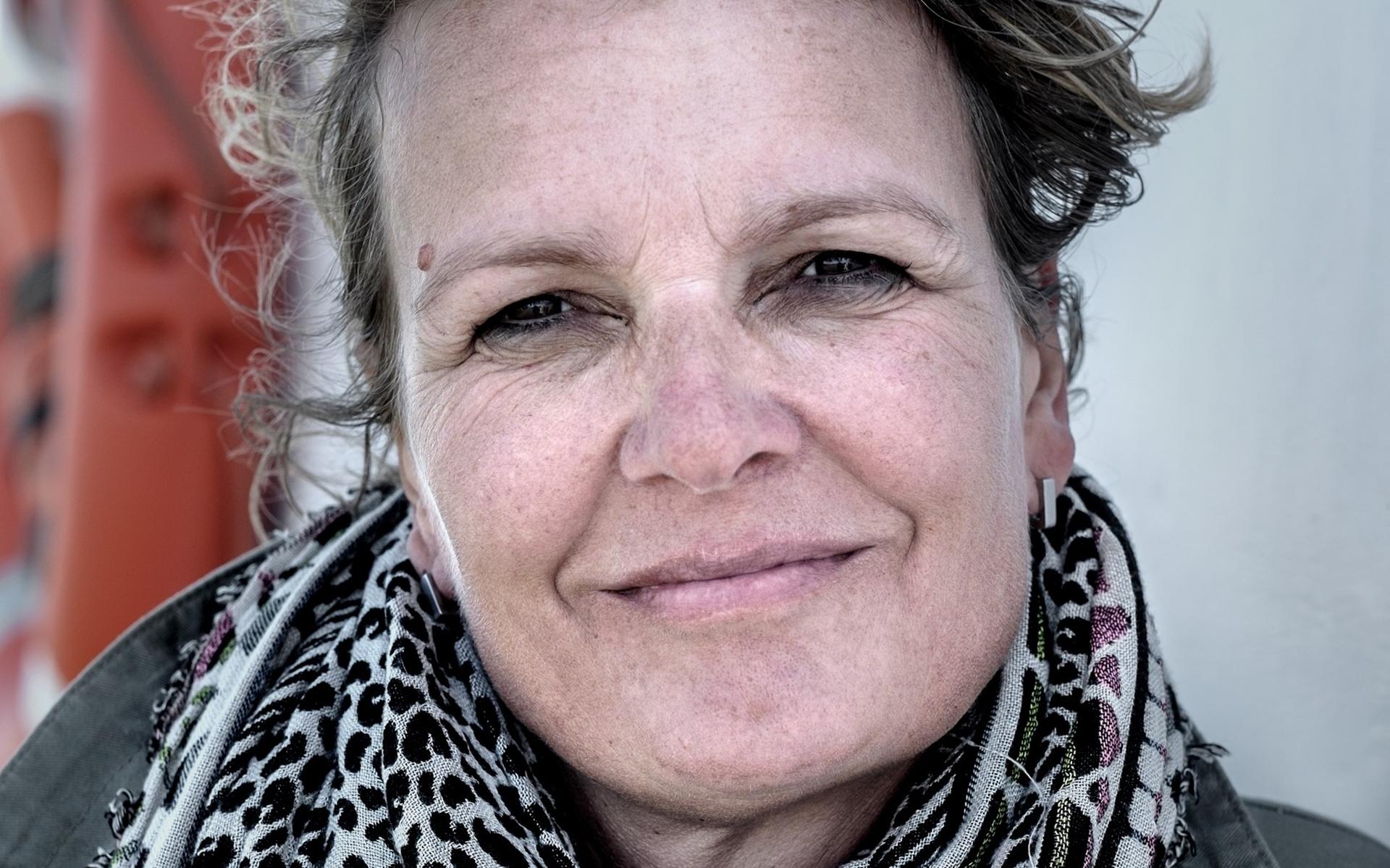 Kunstenares Maria Koijck uit Groningen wint prijs in Italië met haar filmpje over de zes vuilniszakk
