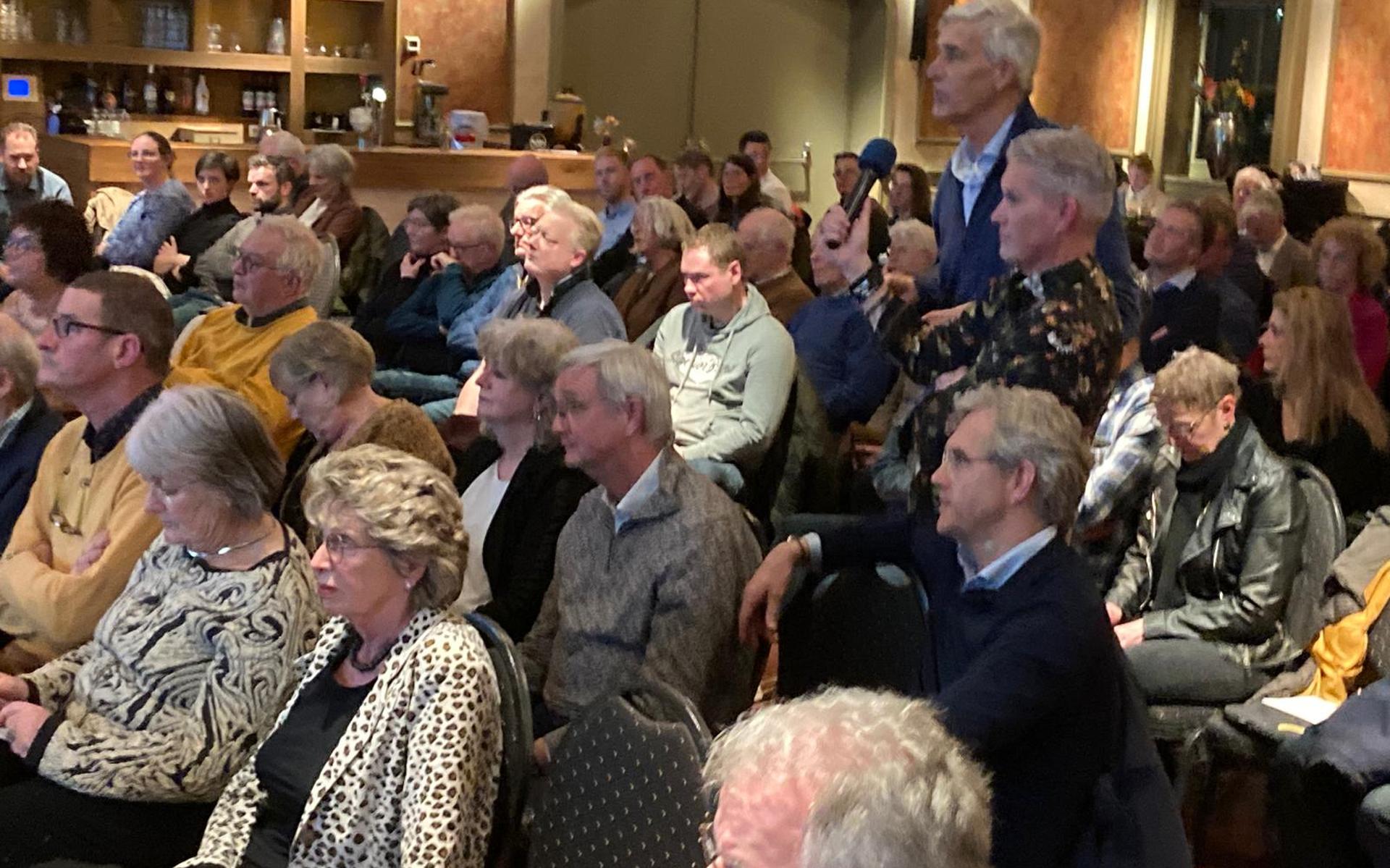 Klacht over gebrek aan inspraak over komst 70 asielzoekers. 'Midwolde staat 0-1 achter'