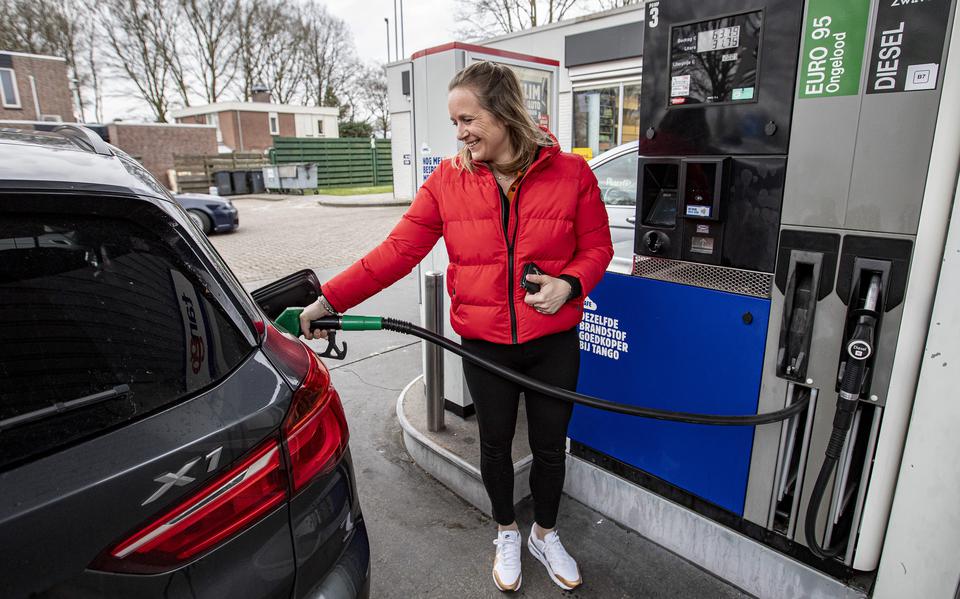 Stormloop Op Tankstation Blijft (nog) Uit, Wel Uitstellers Aan De Pomp ...