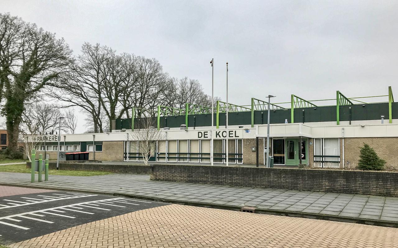 De huidige sporthal De Koel in Borger.