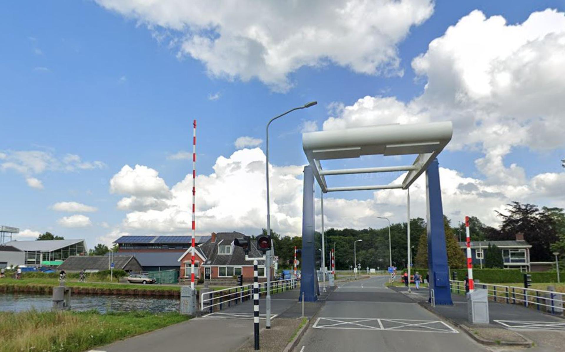 De Meerwegbrug in Haren.