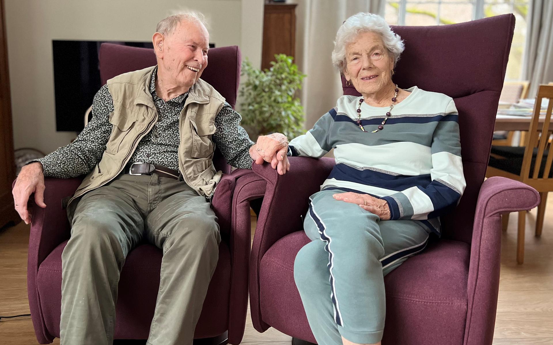 Mantan guru GSG Ger dan Addie Spoek dari Emmon sedang merayakan ulang tahun pernikahan mereka yang ke-65.  ‘Saya langsung menyukainya dan merasa nyaman dengannya’